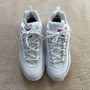 File white sneaker 10 but more like 9